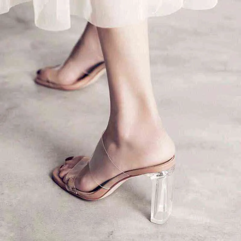 Sandálias transparentes de verão das mulheres PVC