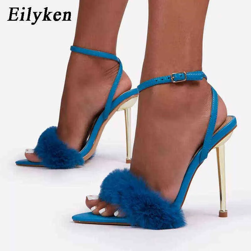 Sandaler EilyKen 2022 Nya Rosa Vit Kvinnor Sexig Öppna Toe Furry Fur Summer High-Heeled Ladies Wedding Stripper Shoes 220121