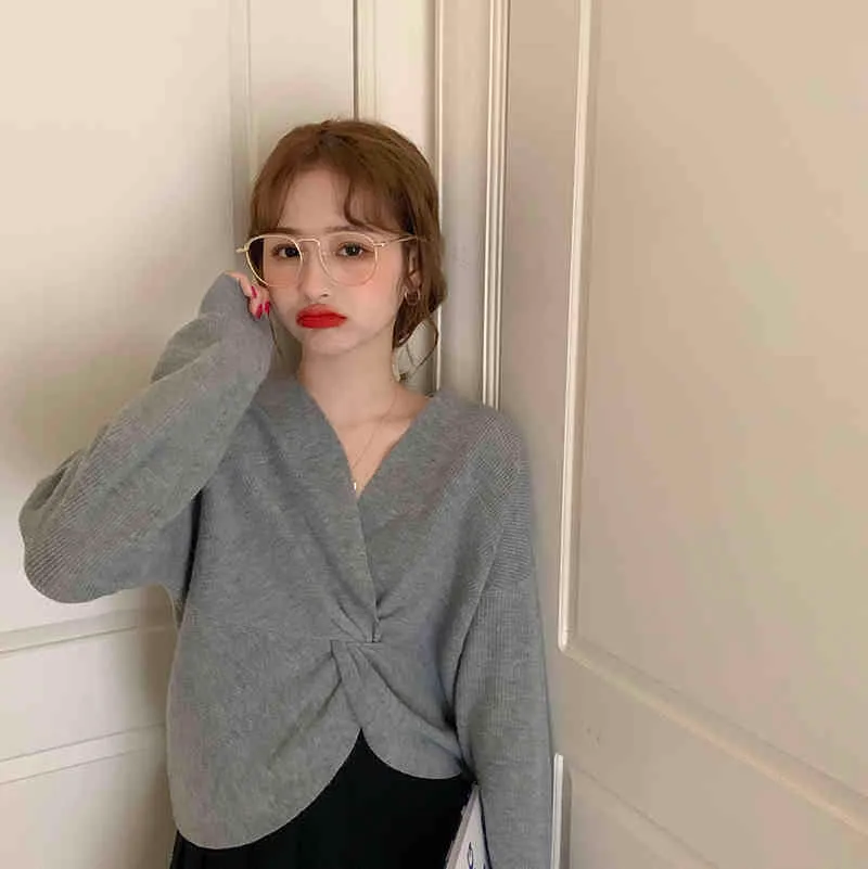V-neck Knitted Short Sweater Pullover Women Long Sleeve Stylish Fashion Korean Jumpers Tops Femme Autumn 210513