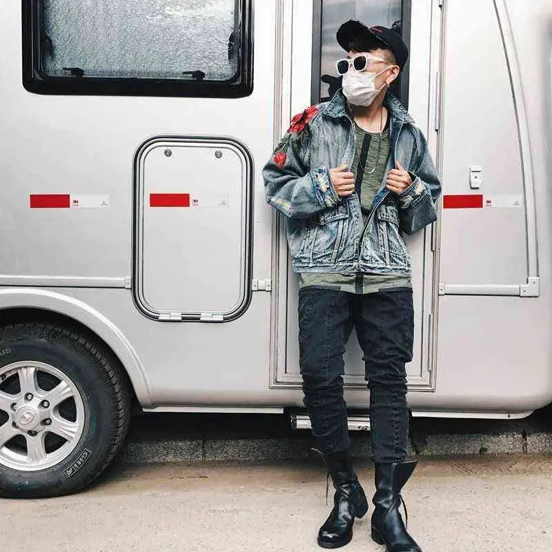 Europa, Giappone e Corea del Sud giacca di jeans ricamata floreale uomo logoro vintage hip-hop streetwear novità primavera 211126