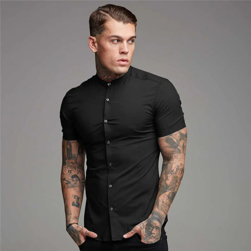 Ankomster sommarman Kortärmad skjorta Solid Fitness Mens Stand Collar Super Slim Fit Business Dress Button Gym Tops 210626