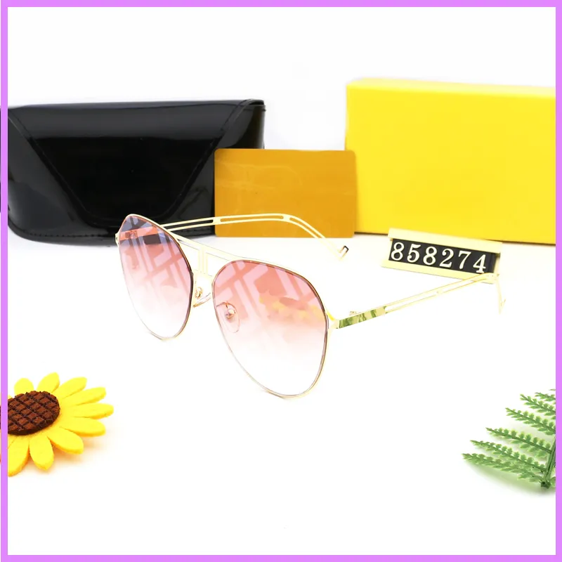 Donne nuovi occhiali da sole estate all'aperto moda occhiali da sole designer di lusso mens occhiali da vista guida spiaggia lettere casual occhiali D2110284F