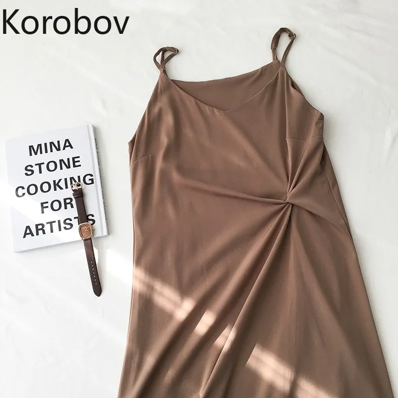 Korobov Verão Nova Chegada Sólida Sexy Dress Slee Beach Estilo Espaguete Strap Vestidos Mujer Moda Ruched Mulheres Vestidos 210430