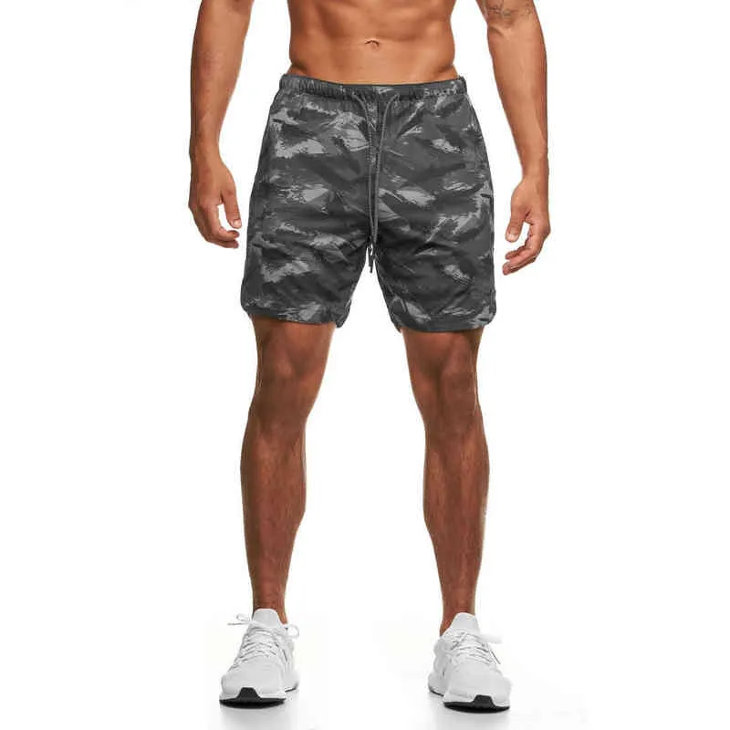 FD69034710 Mesh Summer Camouflage Shorts Men's Ice Silk Loose Pants Casual Pants Beach Pants Running Sports Capris G1209