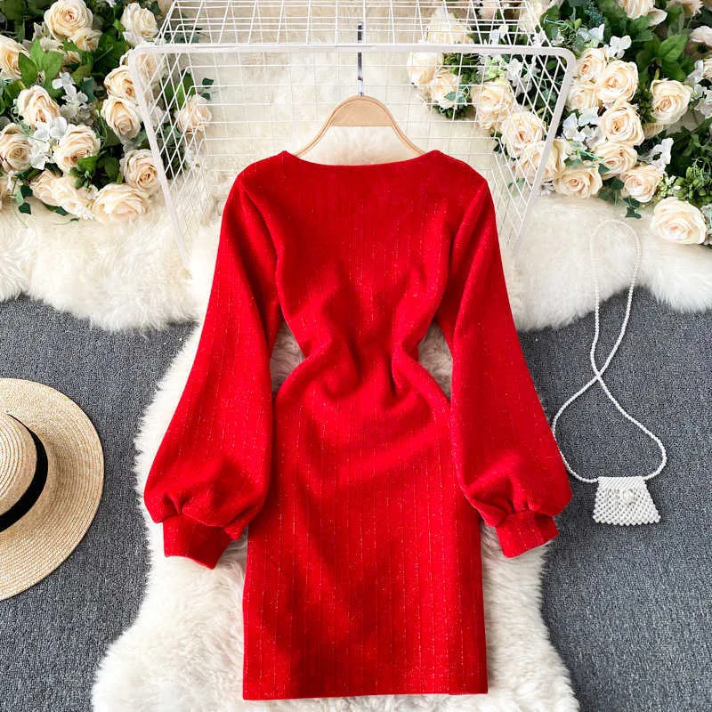 Robe rouge Femmes Manches longues V-Col V-Col Argent Fil Mini Bodycon Party Automne Hiver Slim Club Robes de Mujer 210603