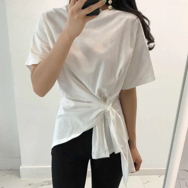 Korejpaa Dames T-shirt Zomer Koreaanse Chique Girls Niche Design Ronde hals Losse Casual Onregelmatige Twist Short-Mouwen Pullover 210526