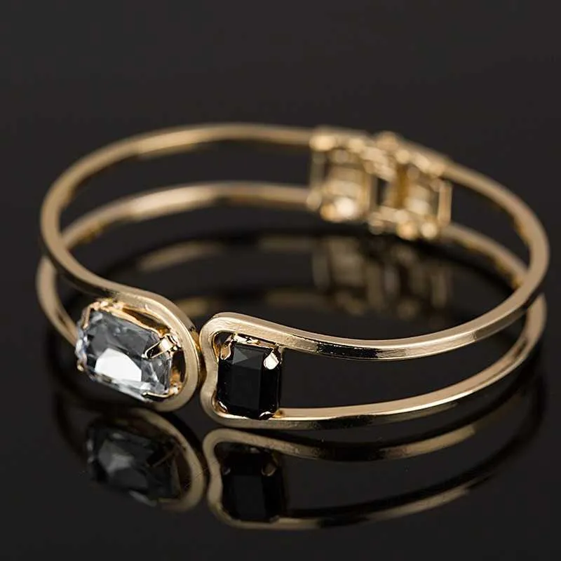 Explosion ihålig två kristall koreansk stil elegant mode armband damer födelsedagspresent damer smycken 107 Q0717