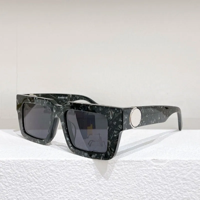 Designer Solglasögon Classic Fashion Wide Plate Temple Z1447 Retro Black Frame Luxury Men Glasögon UV400 Solglasögon för kvinnor med O2256