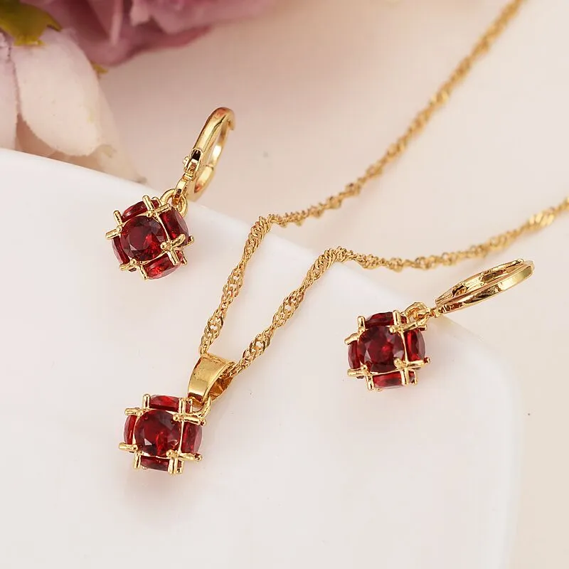 Queen Colore rosso ZirconCZ Orecchini pendenti Set di gioielli da sposa da sposa con collane in oro fine G F Set da donna girls217b