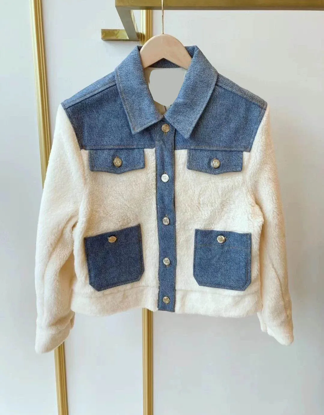 2022 Spring Long Sleeves Lapel Neck Ivory Jacket French Style Contrast Color Denim Double Pockets Panelled Single-Breasted Jackets Short Outwear Coats 20S273302