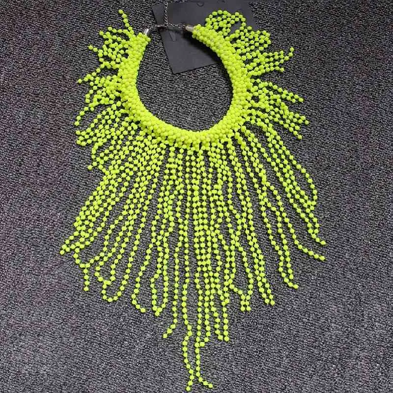 Fabriqué à la main dans le stock de la mode européenne néon jaune déclaration des femmes longues étoiles étoiles punk chunky chaines collier perle 210339205813