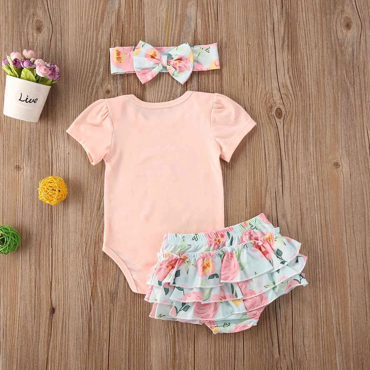 0-24M Summer born Infant Baby Girl Clothes Set Mama is my ie Romper Ruffles Shorts Outfits 210515