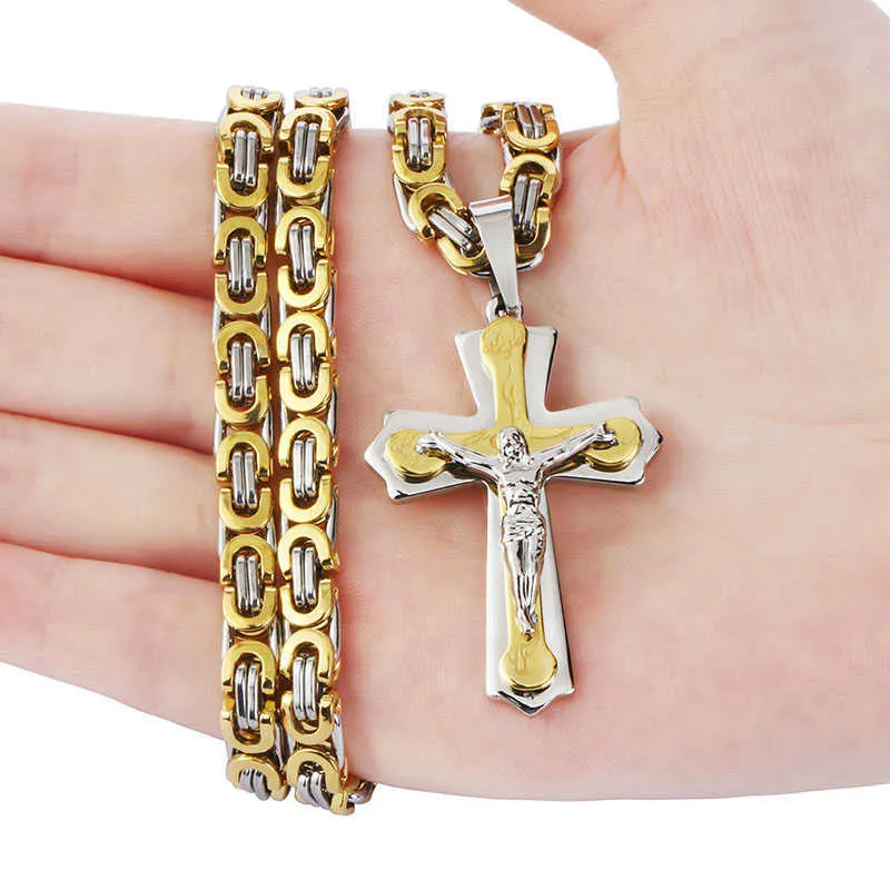 Religiös Jesus Cross -halsband för män Guld i rostfritt stål Crucifix -hänge med kedjans manliga smycken gåva 210721315i
