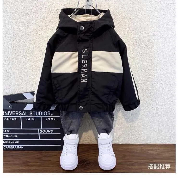 Baby Boy Jacka Höstkantade Barn Coats Fashion Letter Zipper Boys Spring Korean Children's Windbreaker Ytterwear 211011