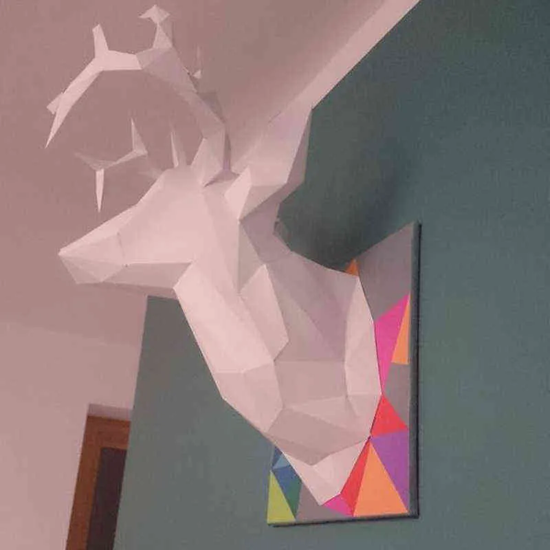 家の装飾の壁の装飾工芸品のための鹿の頭のトロフィーペーパークラフト3 dモデル3色の幾何学的折り紙彫刻211101