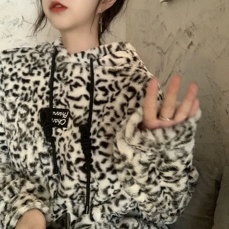 Sweat à capuche femmes automne hiver épais imprimé léopard veste lâche coréen rétro en peluche haut GX1378 210507
