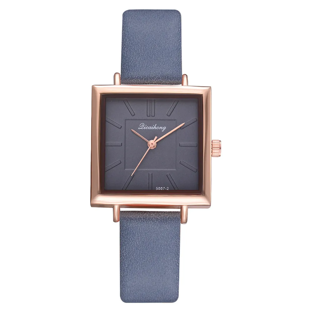 Casual aankomsten mode luxe horloges voor meisjesontwerpers Alloy Buckle Business en lederen riem Watch Glass vierkante vrouw Big Sal8713626
