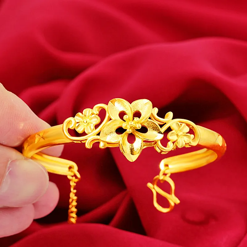 Manschette Armreif mit Blumenmuster Design 18K Gelbgold gefülltes Engagement Braut Frauen Armband Geschenk 307y