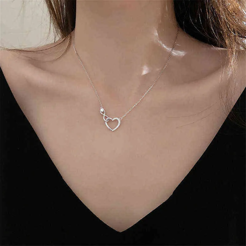 2021 Nouveau 925 Sterling Silver Crystal Cross Heart Charm Collier Creative Élégant Clavicule Chaîne Bijoux Pour Femmes Choker dz230 Y220223