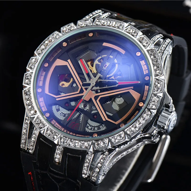 Męskie zegarki mechaniczne automatyczne ruchy Zatrzymaj Wyczyść Wysoką jakość lodowaną obudowę Diamentowy pasek gumowy pasek wodoodporny 232d