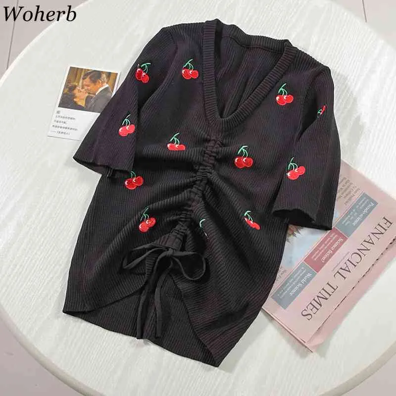 Femmes T-shirts cordon tricot hauts cerise imprimé col en v à manches courtes extensible t-shirt coréen été Blusa 210519