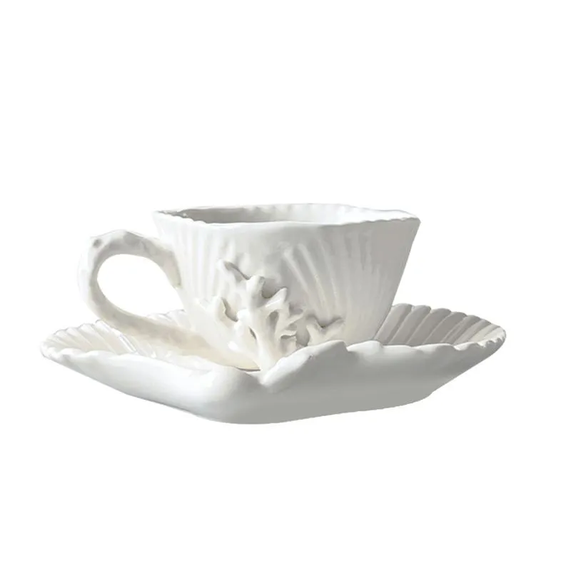 Koppar Saucers High-End Coral Shell Relief Coffee Cup och Saucer Ceramic Afternoon Teacup Creative Porcelain Tazas de Cafe292V