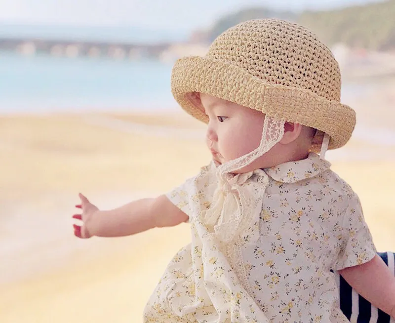 Été coréen bébé garçon fille chapeaux de paille dentelle sangle Crochet enfants à la main pliable chapeau de soleil dentelle plage soleil extérieur chapeau 210413