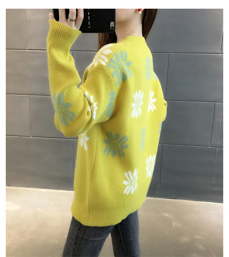 Low neck sweater women s knitted loose fitting outer wear wild bottoming pullover autumn and winter thickening 210427