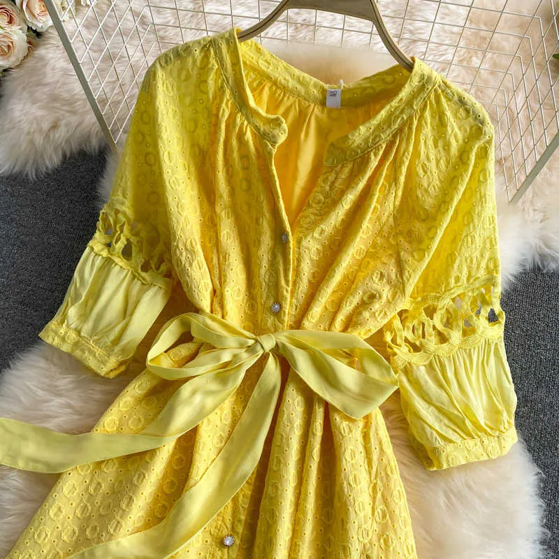 Noir/jaune/blanc évider gland Robe de soirée femmes élégant col en v simple boutonnage Patchwork Vestidos décontracté femme Robe 2021 Y0603