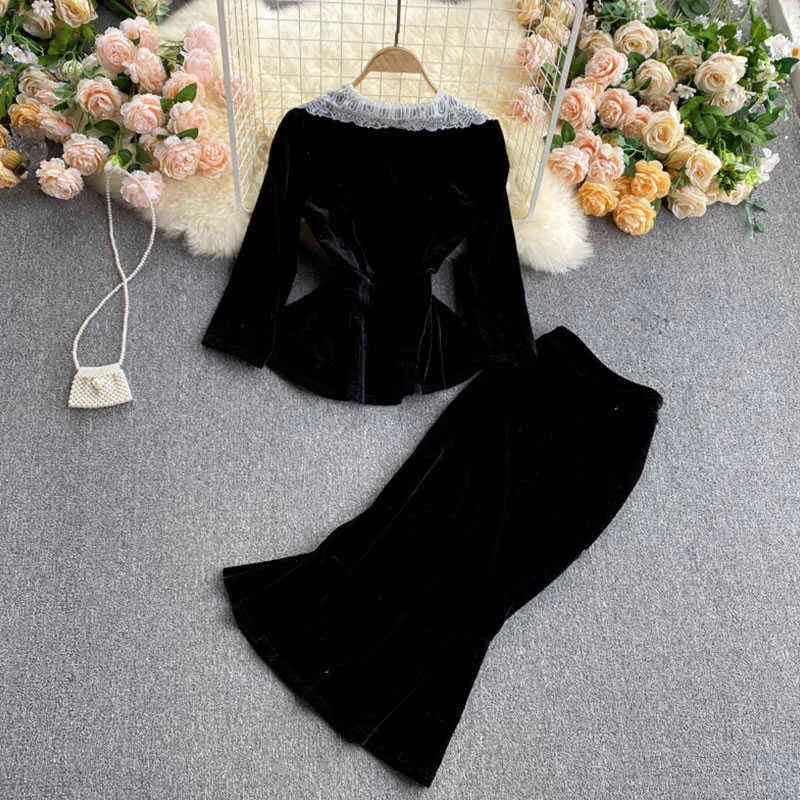 Höst Svart Svart Velvet Två Piece Set Kvinnor Vintage V-Neck Lace Crop Tops + High Waist Bodycon Kjol Kvinna Party Dress Suit 211108