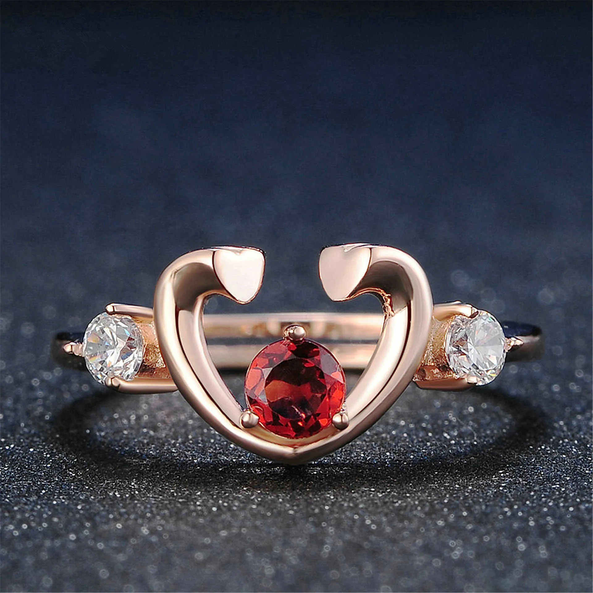 Womens Rings Crystal Jewelry plated rose gold ring women's hollow heart-shaped natural Garnet Cluster For Female Band styles