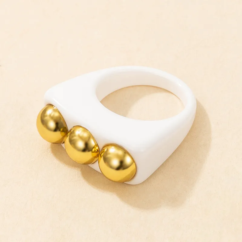 10 pçs elegância 2021 punk anéis de resina para mulheres quadrado acrílico dourado grânulo anel feminino festa estética jóias 3284543