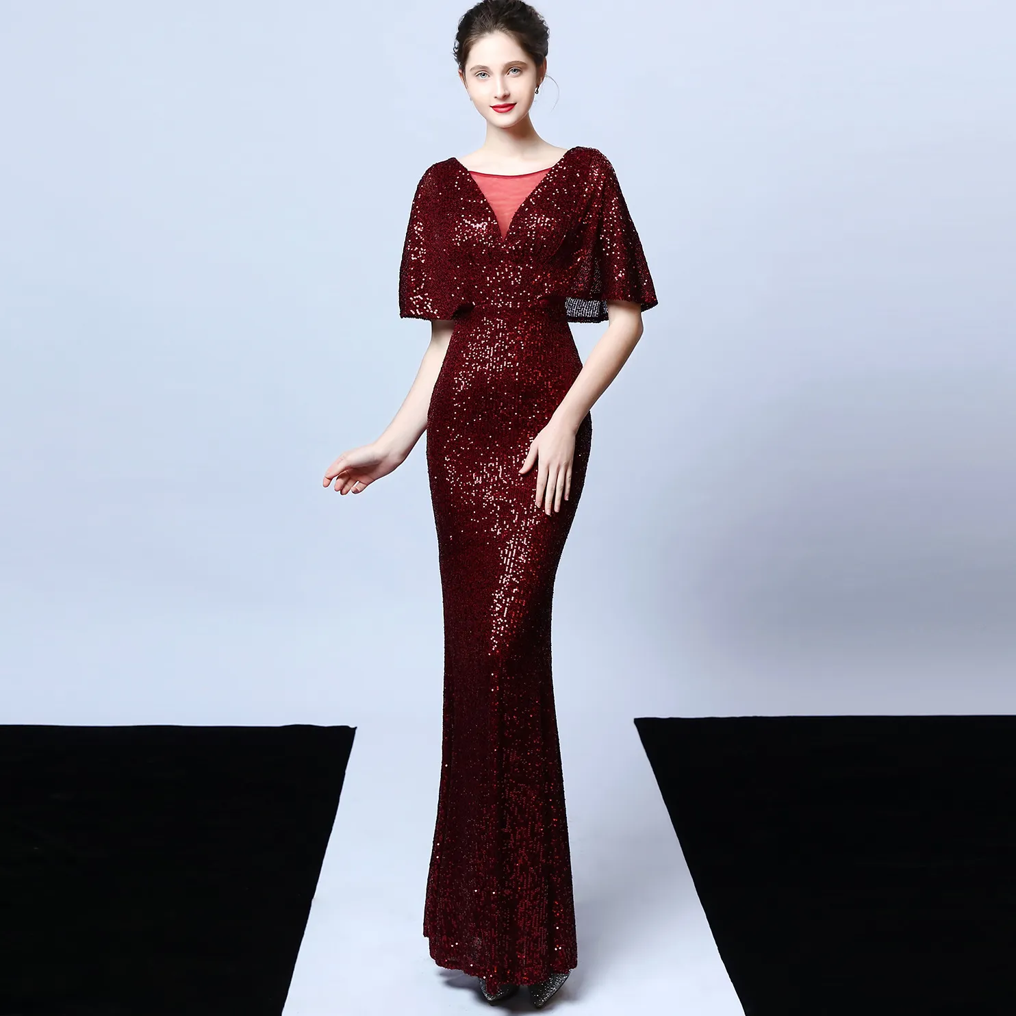 2021 Gold Evening Dresses Jewel Neck Beaded Sequined Lace Long Sleeve Mermaid Prom Dress Sweep Train Custom Illusion Robes De Soir292S