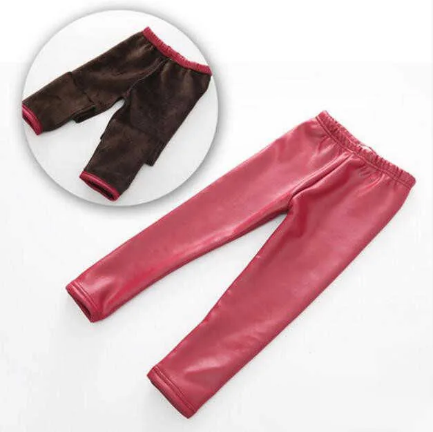 Çocuk Kalın PU Pantolon Elastik Bel Sıcak Deri Tayt Kızlar için Taytlar Pantolon Kış Bebek Giysileri 210625