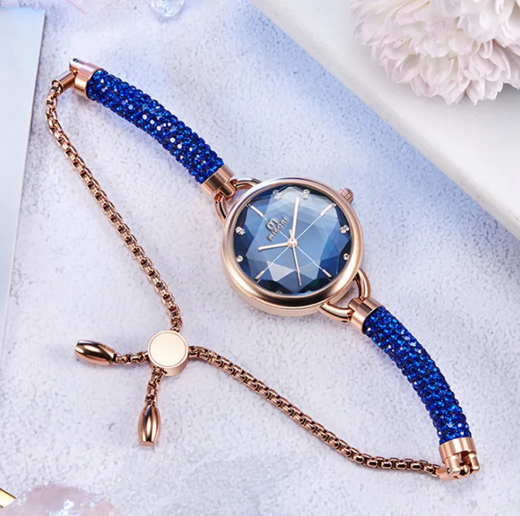 Newest Style Modern Quartz Watch Ladies Bracelet Sports Watches Diamond Shiny Girls Wrist Watch199E