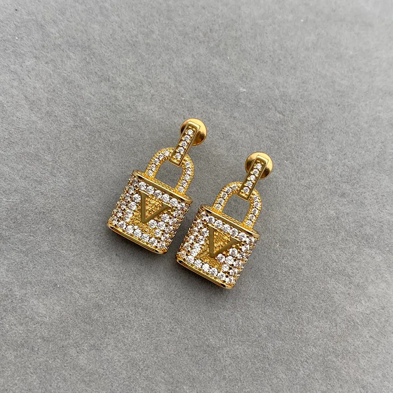 Fashion Designer Earrings Jewlery Womens Luxurys Designers Earring With Box Letters Golden Party Wedding Gifts Mens D217064F9436378