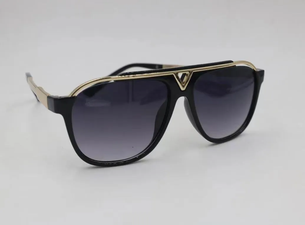 1 pièces de haute qualité marque lunettes de soleil preuve lunettes de soleil es lunettes de créateur hommes femmes poli noir S lunettes de soleil no box320u