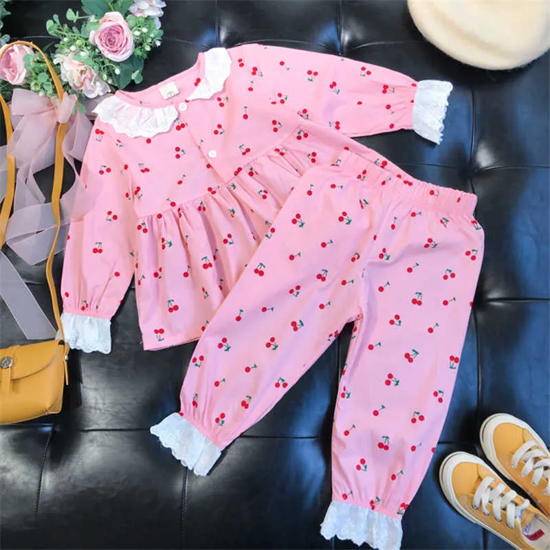 Vår Höst Girls Lace Cherry Pajama Set Baby Girl Home Service Tunn sektion Barnens långärmad Suit 210611