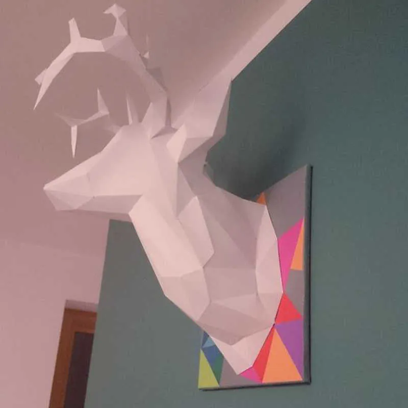 Deer Head Trophy Papercraft Modello di carta 3D i Geometrica Origami Scultura di carta la decorazione domestica Decorazione della parete Artigianato 210811