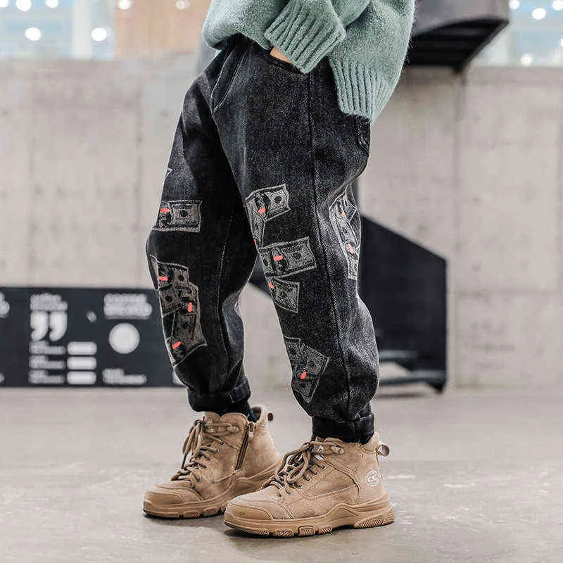 2020 Moda Dżinsy Chłopcy Denim Letter Patch Dżinsy Hip-Hop Nastolatek Spodnie Cargo 10T Chłopcy Joggers Jeans Wiosna Jesień Dzieci Ubrania G1220