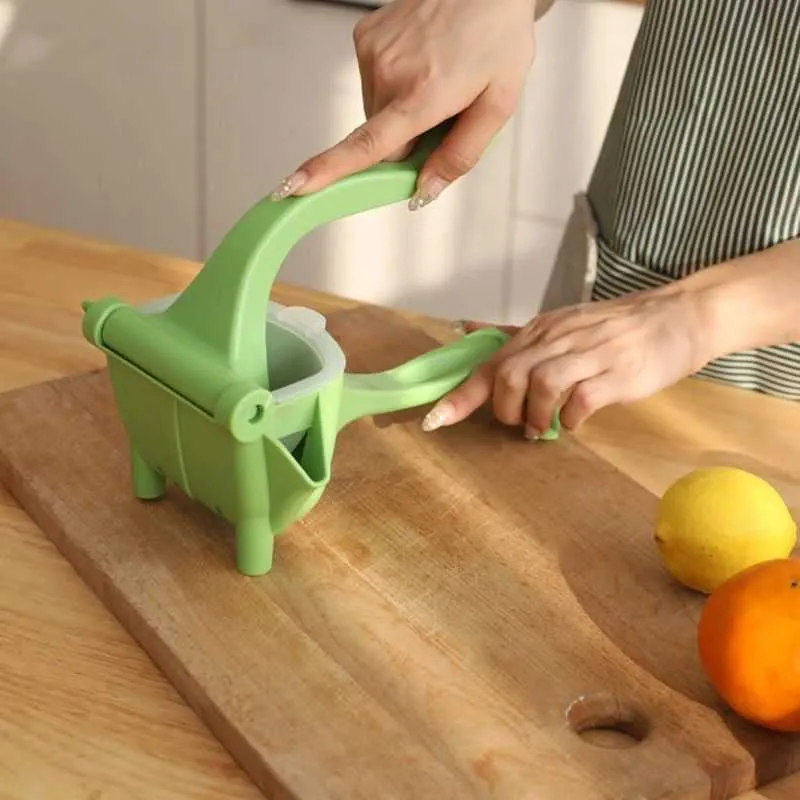 Plastic Juicer Han-d Press Fruit Lemon Orange Juice Squeezer Gadget Tool U1JE 210628