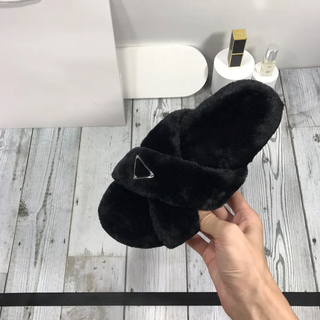 2022 mode automne hiver luxe femme concepteur laine pantoufles femmes fourrure en peluche chaud toboggan femme maison intérieur plat fête robe chaussures