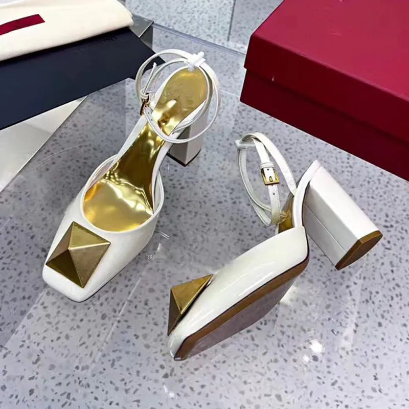 Summer sandals women's thick soled lace up high heels Naked color patent leather women shoes metal buckle designer red shoe women wedding shoe9.5cm