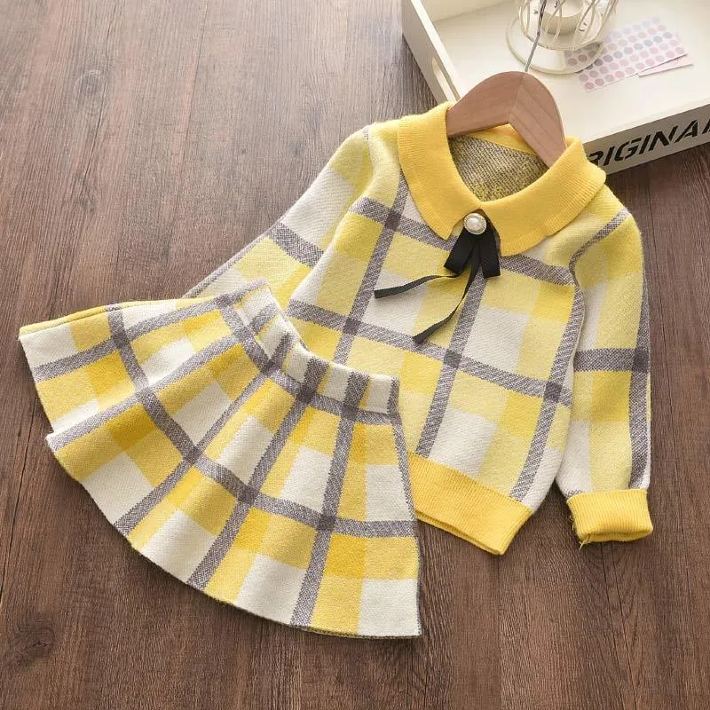 Kids Clothes Girls Sweater Sets Christmas Costumes for Children 2-6 Years Cute Cartoon Top with Pleated Skirts 210429