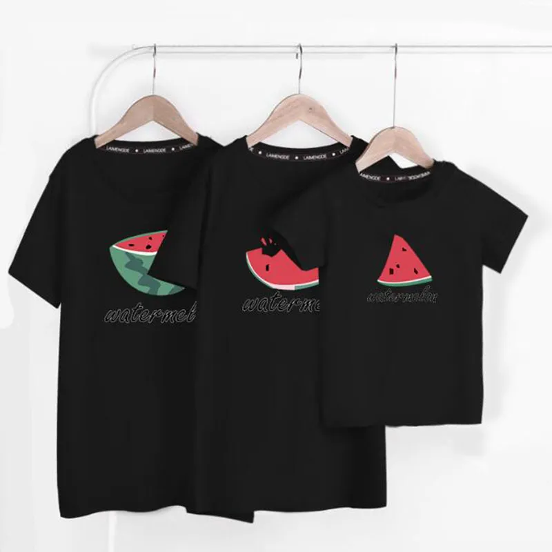 Family Look Matching Outfits T-shirt Clothes Mother Father Son Daughter Kids Baby Rompers Cartoon Watermelon 210429