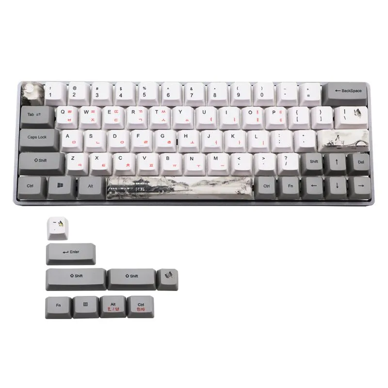 Tastiera meccanica a sublimazione dell'inchiostro a 73 tasti Copritasti carini PBT Profilo OEM Keycap GH60 GK61 GK64 Tastiera russa