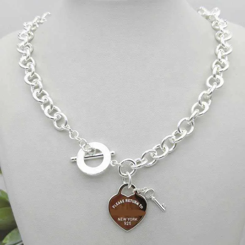 Design Women's Silver TF Style Necklace Pendant Chain Halsband S925 Sterling Silver Key Heart Love Egg varumärke Pendant Charm NEC H0918