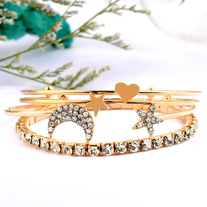 4 pçs / set Crystal Star Moon Bangle Set Multilayer Love Heart Charme Gold Color Aberto Bangles Jóias ajustáveis ​​para as mulheres Q0719