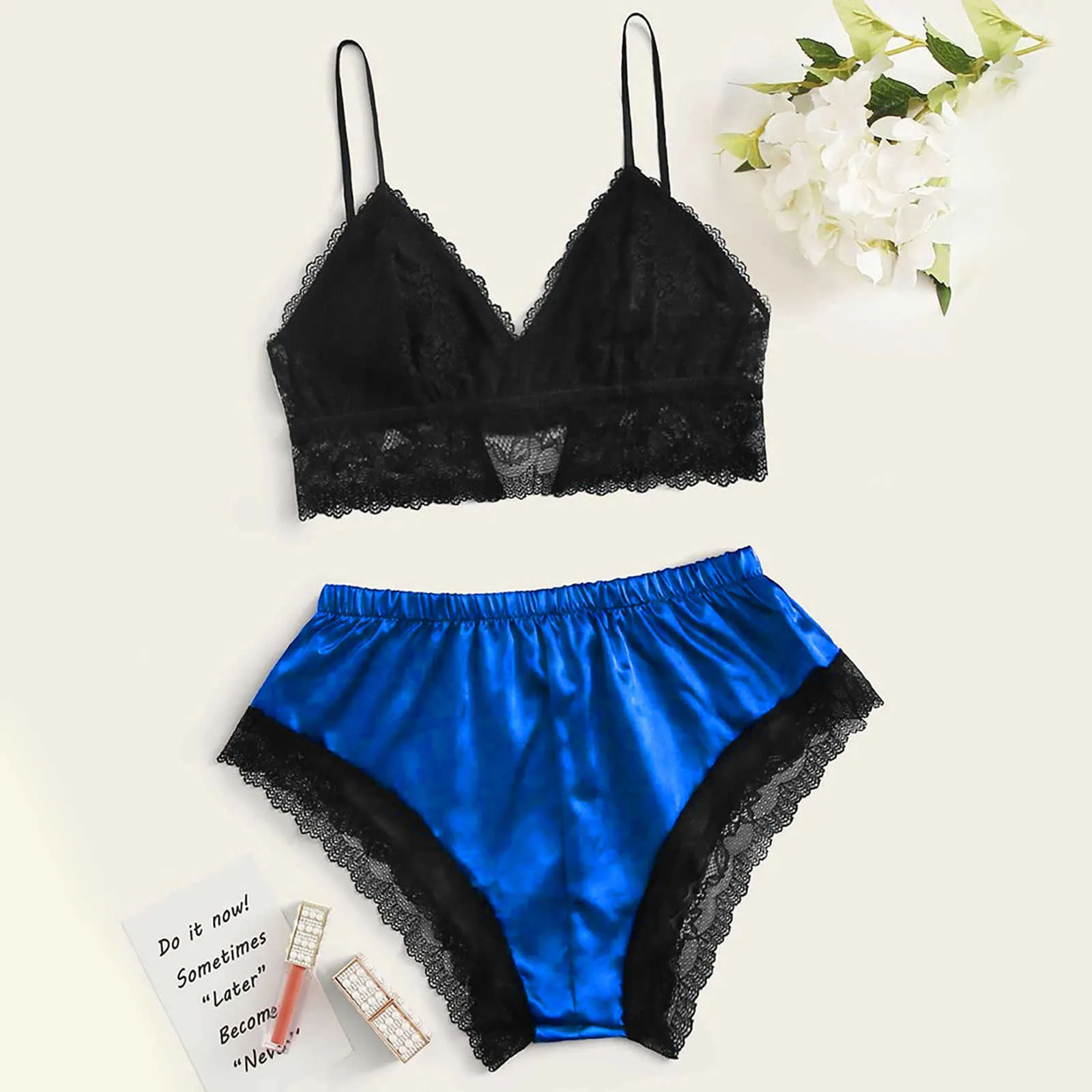 Femmes vêtements de nuit Homesuit Lingerie Satin dentelle col en v Camisole Shorts ensemble vêtements de nuit pyjamas femmes Sexy chemises de nuit Lingerie Q0706