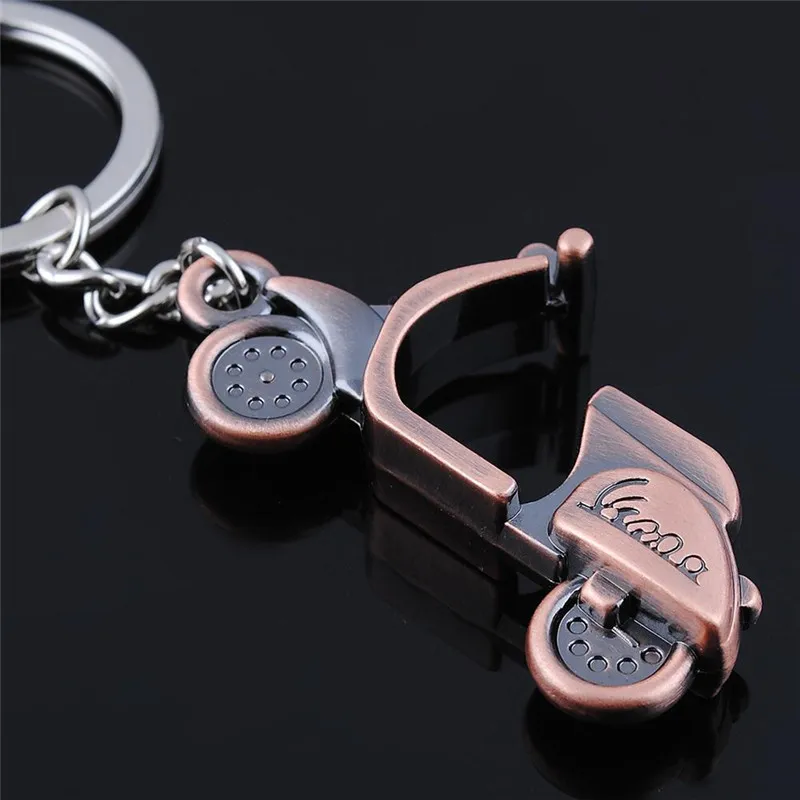 Cindiry Antique Bronze Plated Vespa Motorbike Key Chain Personorcycle Motorcycle Keynchain pour dames S017